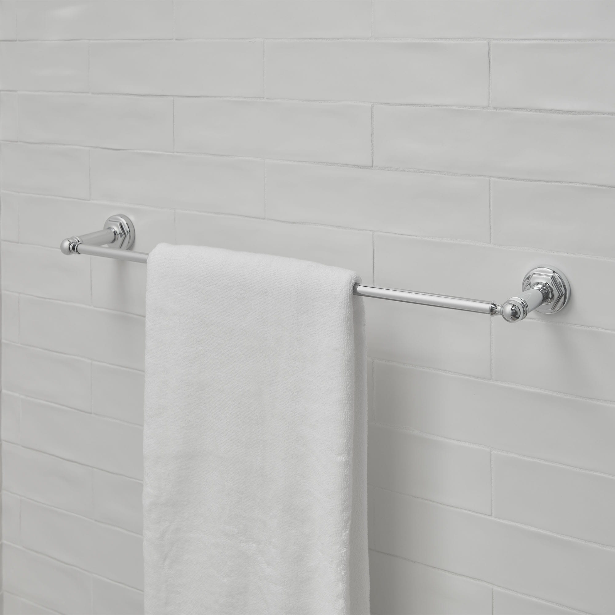 Oak Hill® 18 in. Towel Rack